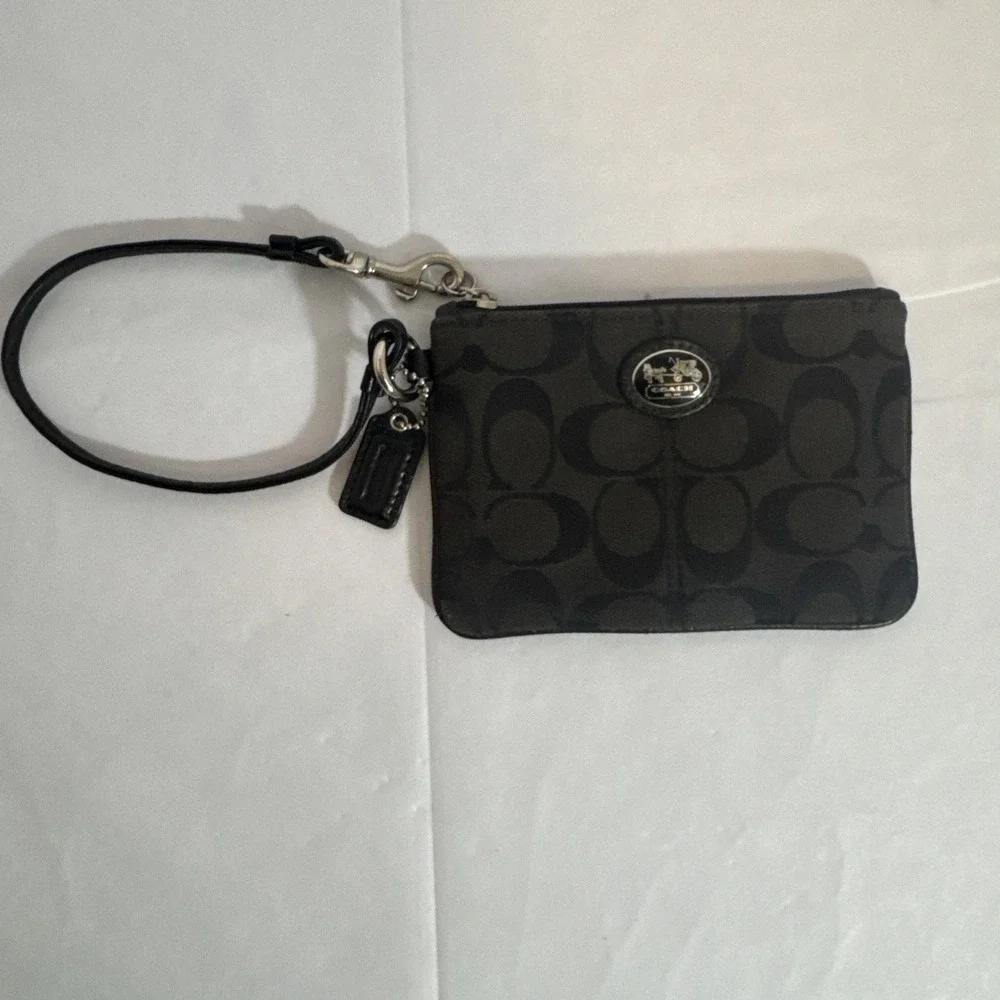 Coach Signature Small Wristlet Wallet Black Jacquard Blue Satin Lining So Nice!‎